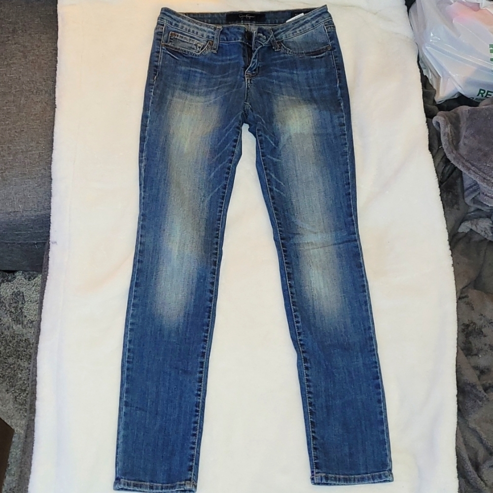 Jessica Simpson size 28 jeans